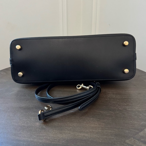 Coach - Crossgrain Sierra Crossbody Satchel F31352 - Black Patent & Gold - EUC+ - Picture 8 of 8